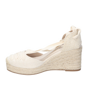 Alpargatas con cuña para mujer SKYDIVA CUTE en color beige, vista lateral izquierda