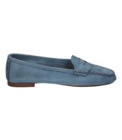 Mocasines para mujer SKYDIVA NPC en color azul, vista lateral derecha