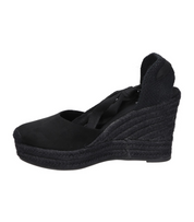 Alpargatas con cuña para mujer SKYDIVA AESTHETIC en color negro, vista lateral izquierda