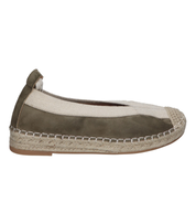 Zapatos para mujer SKYDIVA PEC en color verde khaki, vista lateral