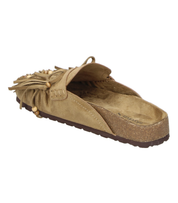 Zuecos planos SKYDIVA HIPPIE en camel con flecos para mujer