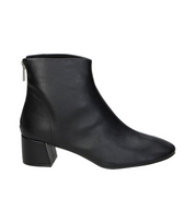 Botines de tacón Skydiva Classy en color negro
