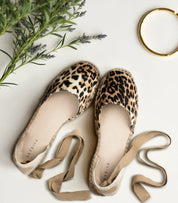 Alpargatas planas para mujer SKYDIVA BESTY con estampado de leopardo, vista completa