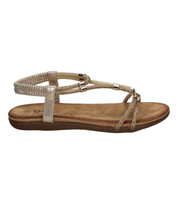 Sandalias Planas Skydiva Ideal en Color Dorado y Detalles de Piedras para Mujer