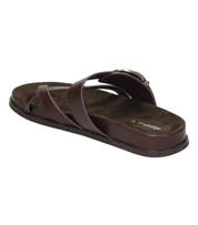 Sandalias destalonadas Skydiva MUY YO en color marrón para moda joven