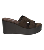 Zuecos con cuña SKYDIVA SIN DRAMA en marrón chocolate para mujer