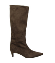 Botas con tacón Skydiva Soft en color marrón para mujer