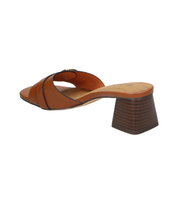 Sandalias de tacón elegantes SKYDIVA BRUNCH en color marrón para moda joven