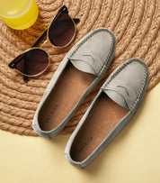 Mocasines para mujer SKYDIVA NPC en color verde, vista completa