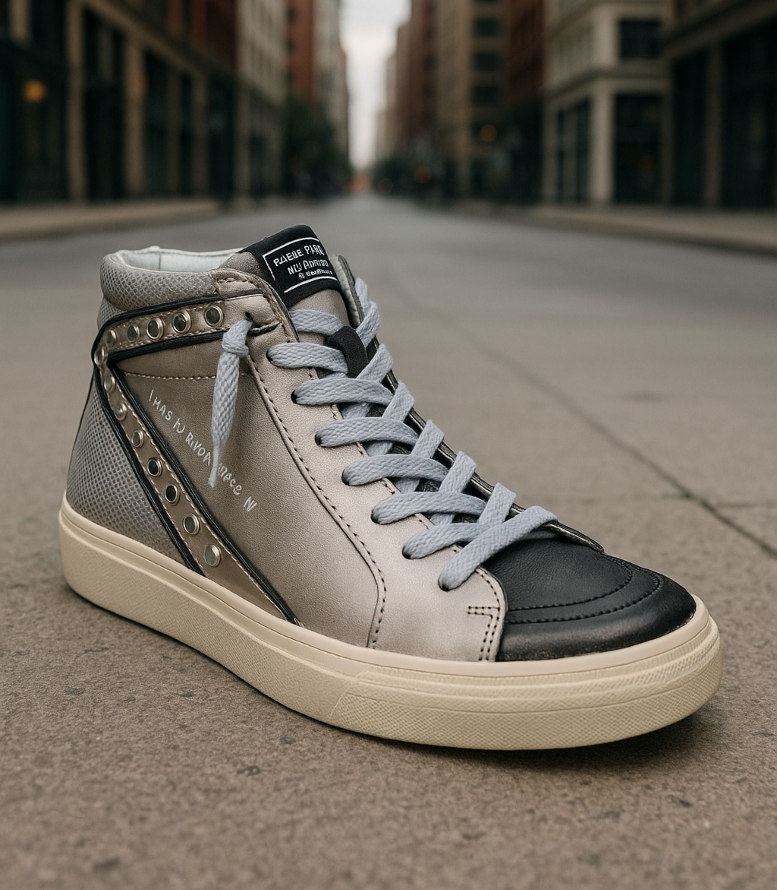 Botines deportivos para mujer SKYDIVA YASS en color gris y plata, vista completa